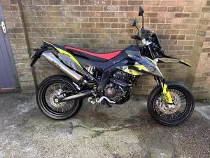 Photograph of aprilia sx 125 motorcycle purchased in Richmond, London