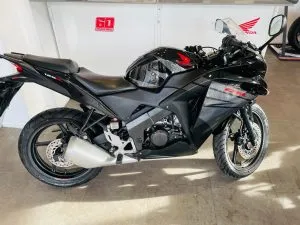 Photograph of honda cbr 125 motorcycle purchased in Ringwood, Hampshire