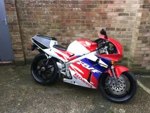 Photograph of honda rvf 400 motorcycle purchased in Rye, Sussex