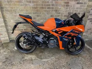 Photograph of ktm rc 125 motorcycle purchased in Dartford, Kent