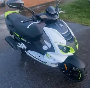 Photograph of peugeot speedfight 125 scooter purchased in Virginia Water, Surrey